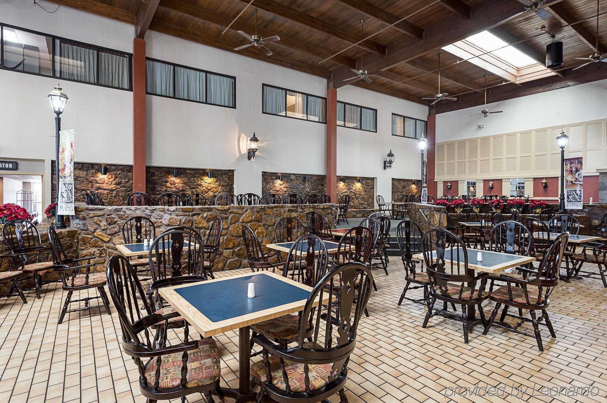 Radisson West Memphis